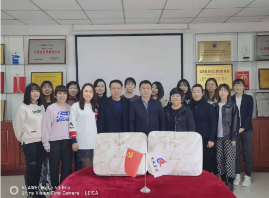 情系員工，龍城公司三八婦女節(jié)發(fā)放暖心福利